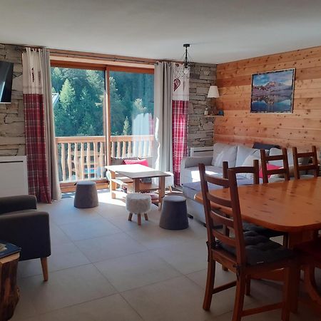 Appartement Chaleureux Avec Wifi De 10 Personnes A Val-Cenis Lanslebourg-Mont-Cenis Exterior foto